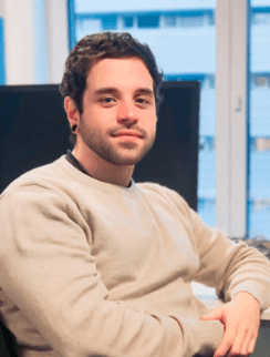Adrián Rosado